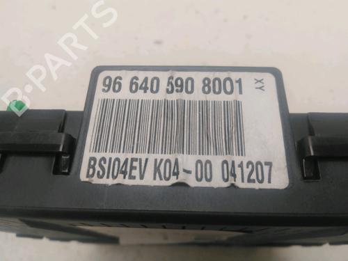 Used Fuse box Fuse box PEUGEOT 308 I (4A_, 4C_) 1.6 HDi (109 hp) 24881761 24881761
