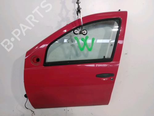 Dør venstre foran DACIA SANDERO 1.4 MPI LPG (72 hp) 30630451