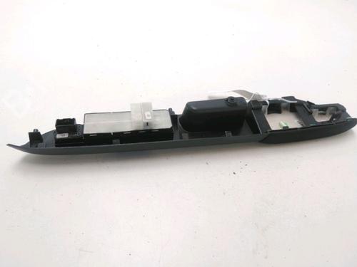 Used Left front window switch Left front window switch 19748537 19748537