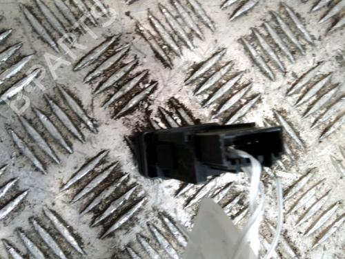 Used Warning switch MAZDA 3 (BK) 1.6 DI Turbo (109 hp) 15201601