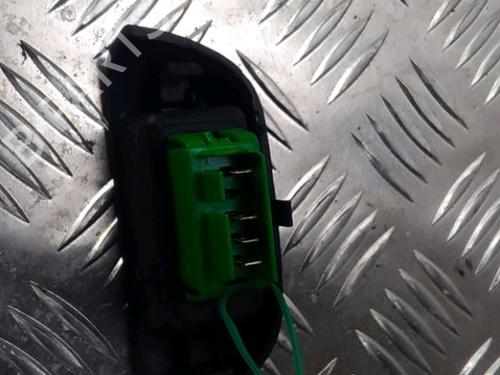 Used Left front window switch CITROËN C1 (PM_, PN_) 1.0 (68 hp) 13081801