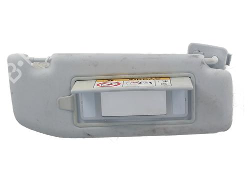 Used Right sun visor Right sun visor 37062434 37062434
