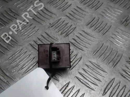 Used Left front window switch VW TOURAN (1T1, 1T2) 1.9 TDI (90 hp) 13081768