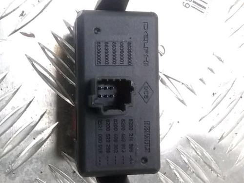 Used Warning switch Warning switch RENAULT MODUS / GRAND MODUS (F/JP0_) 1.5 dCi (JP02) (103 hp) 23236276 23236276