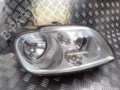 Used Right headlight VW TOURAN (1T1, 1T2) 1.9 TDI (105 hp) 15758199