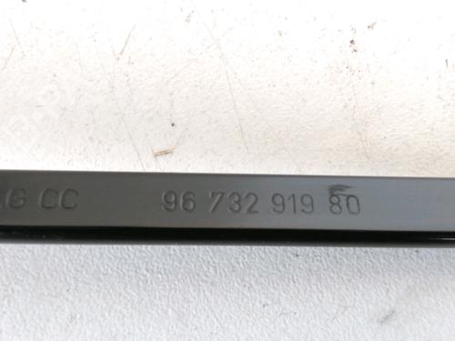 Used Front windshield wiper arm CITROËN C3 III (SX) 1.5 BlueHDi 100 (SXYHYP, SXYHTU) (102 hp) 30311131