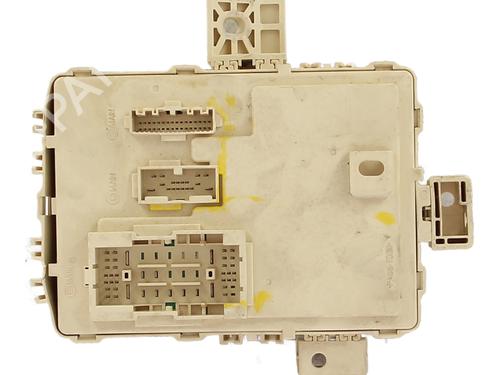 Used Fuse box HYUNDAI TUCSON (TL, TLE) 1.7 CRDi (116 hp) 32200607