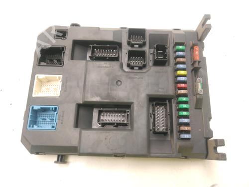 Used Fuse box CITROËN C3 Picasso (SH_) 1.6 HDi (90 hp) 20328130