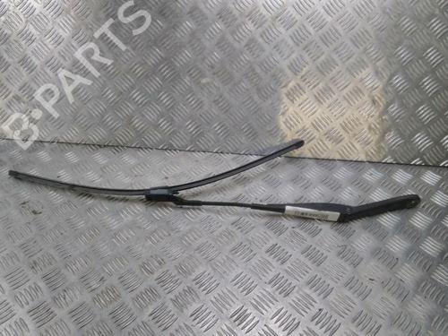 Used Front windshield wiper arm FORD FIESTA VI (CB1, CCN) 1.4 TDCi (68 hp) 14903319