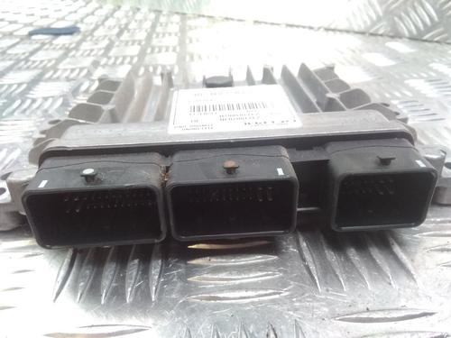 Engine control unit (ECU) DACIA SANDERO 1.5 dCi | BP15746836M57 - Image 2
