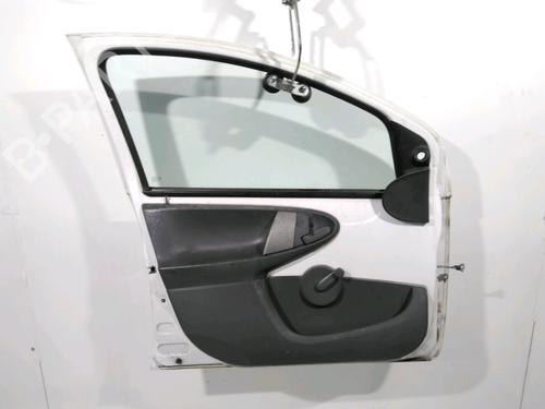 Used Left front door PEUGEOT 107 (PM_, PN_) 1.0 (68 hp) 29016762