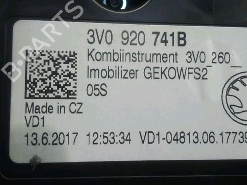 instrument-cluster-skoda-superb-iii-3v3-16-tdi-3v0920741b-2015-11713680 main image