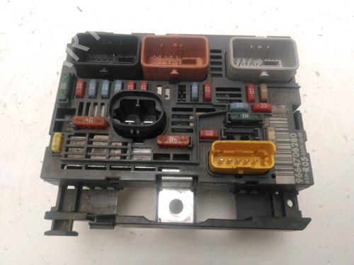 Fuse box PEUGEOT 308 SW I (4E_, 4H_) 1.6 HDi | BP24881775E1 