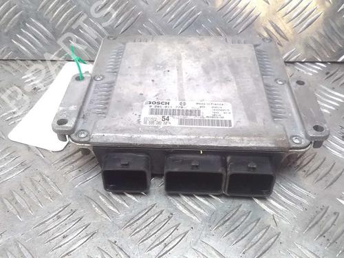 Used Engine control unit (ECU) Engine control unit (ECU) PEUGEOT 807 (EB_) 2.2 HDi (128 hp) 11533520 11533520
