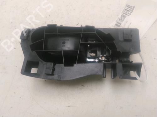 Used Rear left interior door handle Rear left interior door handle 25015605 25015605