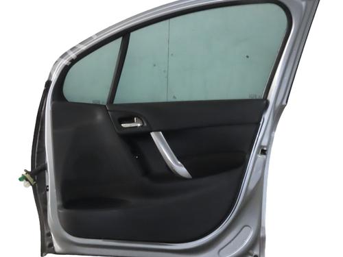 Used Right front door Right front door 38492253 38492253