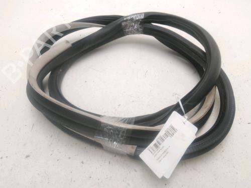 Used Rubber door seal RENAULT ESPACE V (JR_) 1.6 dCi 160 (160 hp) 28970196