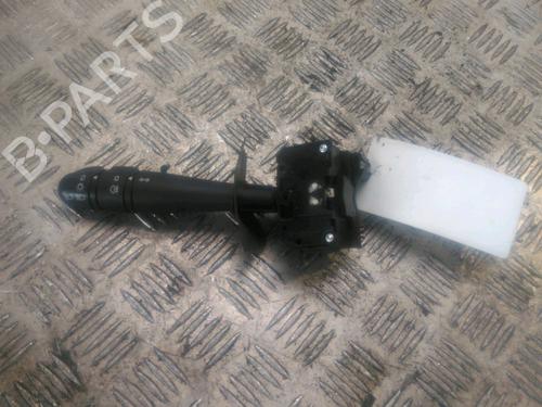 steering-column-stalk-renault-clio-ii-bb_-cb_-12-16v-bb05-bb0w-bb11-bb27-bb2t-bb2u-bb2v-cb05-7701066570-1998-1999-2000-2001-2002-2003-2004-2005-2006-2007-2008-2009-2010-2011-2012-2013-2014-2015-2016-16893710 main image