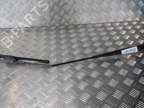 Used Front windshield wiper arm PEUGEOT 2008 I (CU_) 1.2 THP 110 / PureTech 110 (110 hp) 14903036