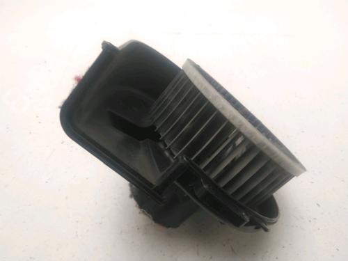 Used Heater blower motor Heater blower motor SKODA FABIA II (542) 1.6 TDI (75 hp) 31634731 31634731