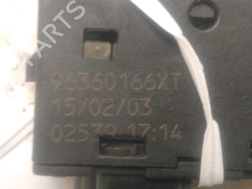 right-rear-window-switch-peugeot-307-3ac-2000-2001-2002-2003-2004-2005-2006-2007-2008-2009-2010-2011-2012-27531000 main image