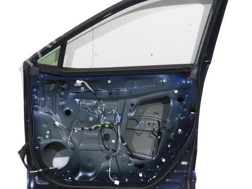 Used Right front door Right front door TOYOTA RAV 4 V (_A5_, _H5_) 2.5 Hybrid (AXAH52) (218 hp) 40111561 40111561
