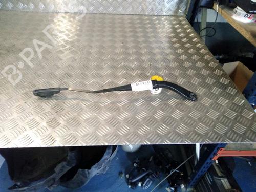Used Front windshield wiper arm Front windshield wiper arm DACIA SANDERO II TCe 90 (B8M1, B8MA, B8AC) (90 hp) 14903248 14903248