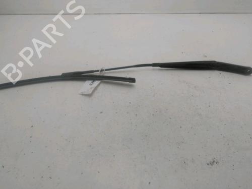 front-windshield-wiper-arm-audi-q5-sportback-fyt-2020-28970317 main image
