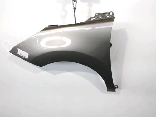 Used Left front fenders PEUGEOT 5008 (0U_, 0E_) 1.6 BlueHDi 120 (120 hp) 29469492