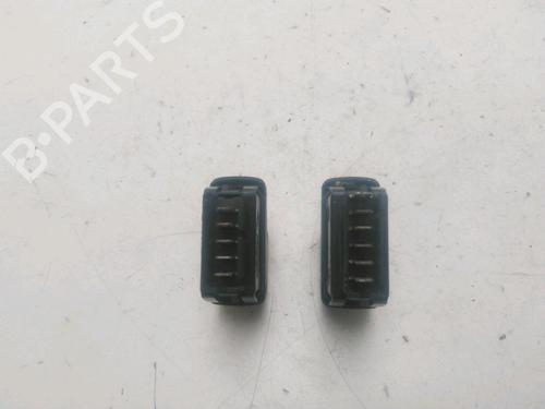 Used Left front window switch Left front window switch 23564017 23564017