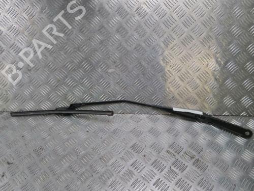 Used Front windshield wiper arm FORD FIESTA VI (CB1, CCN) 1.4 TDCi (68 hp) 14902949