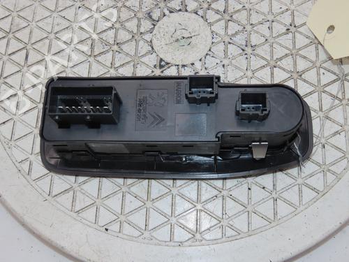 Used Left front window switch PEUGEOT 208 I (CA_, CC_) 1.2 THP 110 (110 hp) 29153656