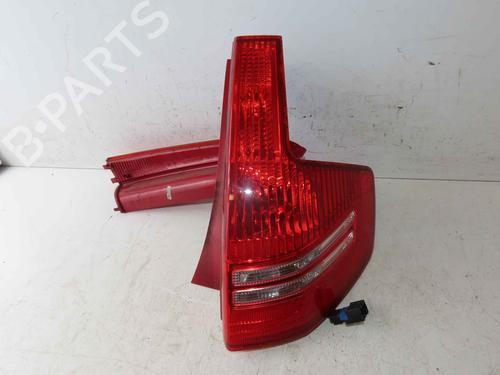 Used Right taillight Right taillight 37056854 37056854