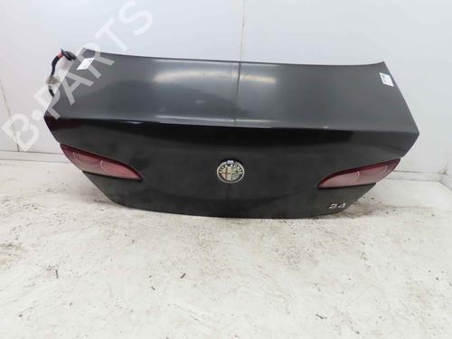 tailgate-alfa-romeo-159-939_-2005-2006-2007-2008-2009-2010-2011-2012-37043664 main image