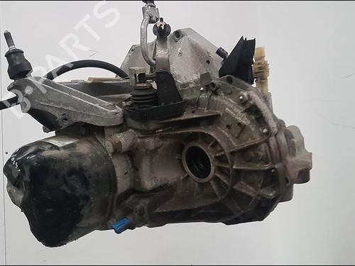 Used Gearbox DACIA SANDERO 1.5 dCi (88 hp) 11214633