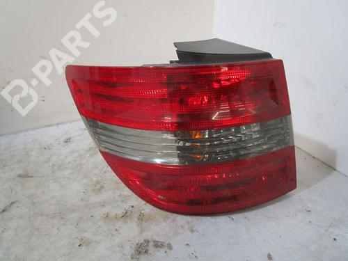 Used Left taillight Left taillight MERCEDES-BENZ B-CLASS Sports Tourer (W245) B 180 CDI (245.207) (109 hp) 10953652 10953652