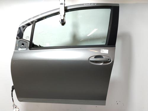 Used Left front door Left front door TOYOTA YARIS (_P9_) 1.3 VVT-i (SCP90_, SCP90R) (87 hp) 39755256 39755256