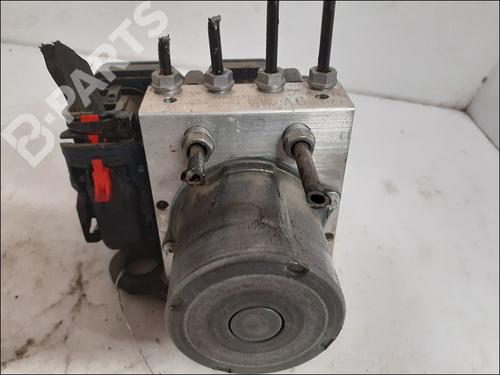 Used ABS pump VW POLO VI (AW1, BZ1, AE1) 1.0 TSI (95 hp) 10945043