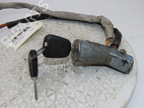 Clé de contact CITROËN BERLINGO / BERLINGO FIRST Box Body/MPV (M_) 1.9 D 70 (MBWJZ, MCWJZ) | BP23647033M48 