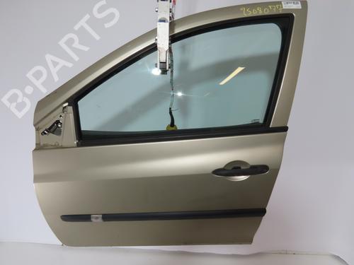 Used Left front door RENAULT CLIO III (BR0/1, CR0/1) 1.5 dCi (C/BR0G, C/BR1G) (68 hp) 30265535