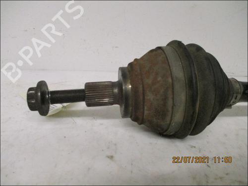 Used Left front driveshaft VW GOLF VI (5K1) 1.4 TSI (122 hp) 10942930