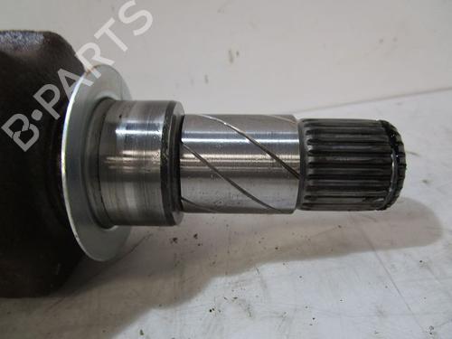 Used Left front driveshaft RENAULT KADJAR (HA_, HL_) 1.2 TCe 130 (HLMR) (130 hp) 10942695