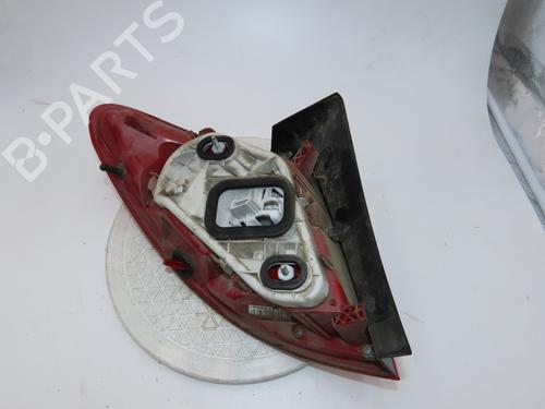 Used Right taillight OPEL MERIVA B MPV (S10) 1.4 LPG (75) (120 hp) 26196947