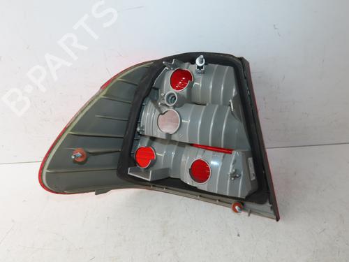 right-taillight-bmw-3-e46-1997-1998-1999-2000-2001-2002-2003-2004-2005-33135399 main image