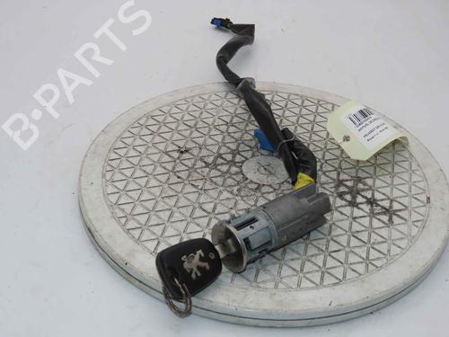 Used Ignition barrel Ignition barrel 37051355 37051355