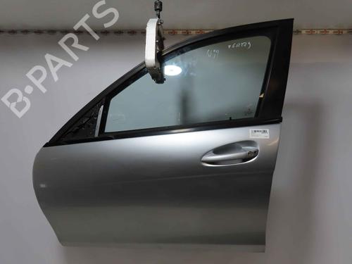 left-front-door-mercedes-benz-c-class-w204-2007-2008-2009-2010-2011-2012-2013-2014-2015-37059677 main image