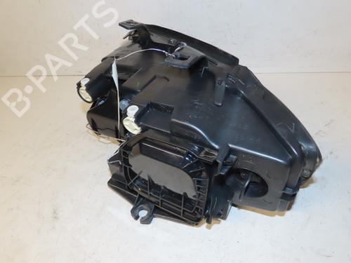 Højre forlygte AUDI A4 B6 (8E2) 2.5 TDI quattro (180 hp) 26303848