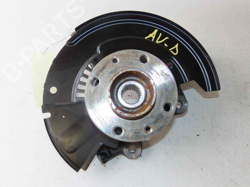 right-front-steering-knuckle-renault-clio-v-b7_-2019-37053501 main image