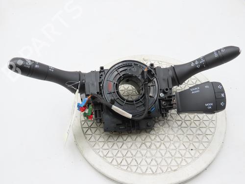 steering-column-stalk-renault-megane-iv-hatchback-b9amn_-2015-33134047 main image