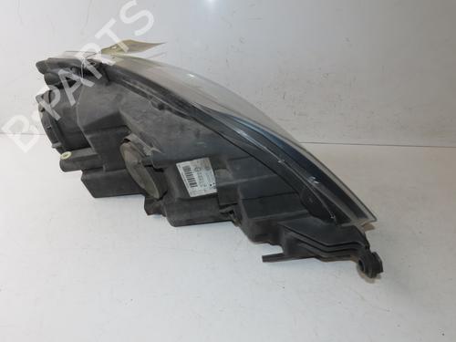 Left headlight VW GOLF PLUS V (5M1, 521) 2.0 TDI | BP30767757C28